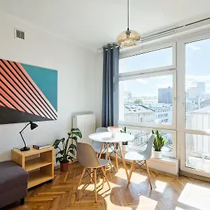 Urbannestgroup - Nowogrodzka 8 , Warszawa Polska